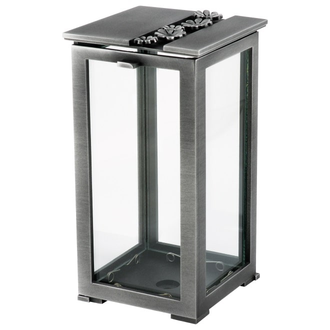 grablampe-aluminium-blumenmotiv Grablampe mit Blumenmotiv aus Aluminium